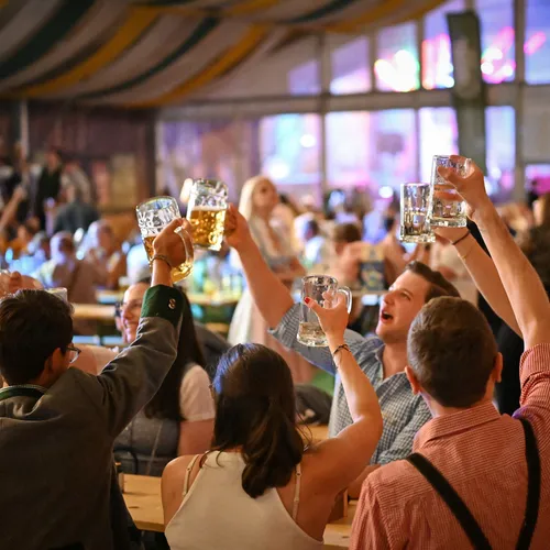 Quelle_Festbieranstich_VF_Herbst_25_MesseWels (85).jpg